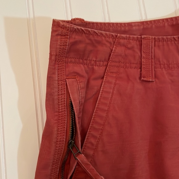 LL Bean Red Cargo Shorts 40 Mens - Picture 2 of 6